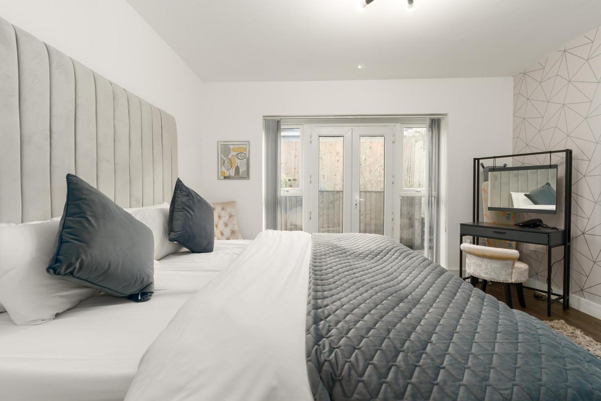 Nottage House Premier Apartments Кардіфф Екстер'єр фото