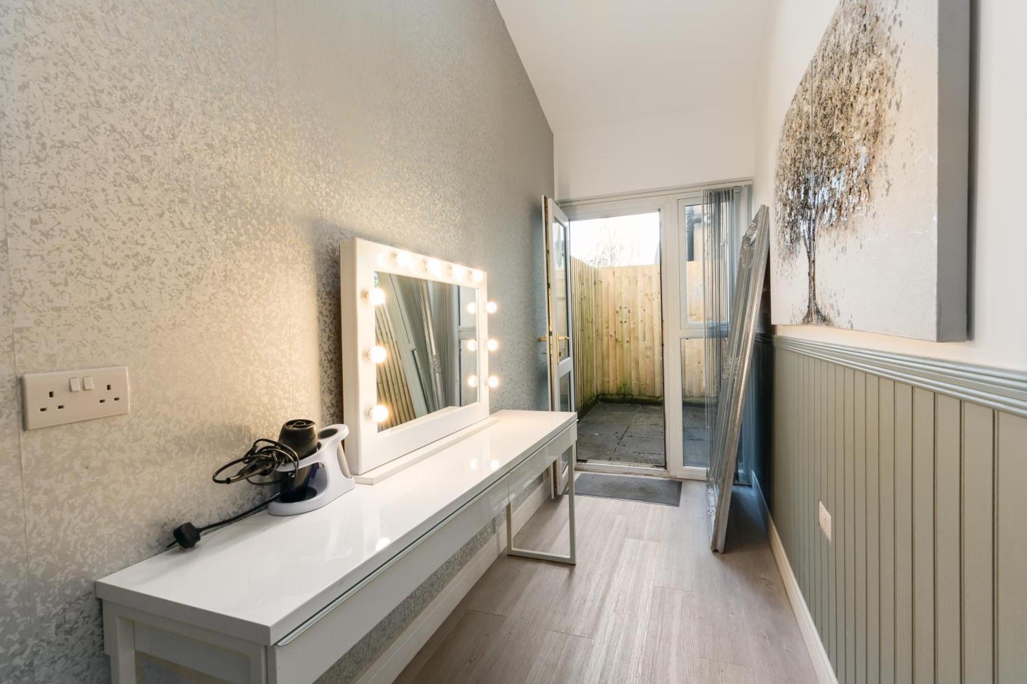 Nottage House Premier Apartments Кардіфф Екстер'єр фото