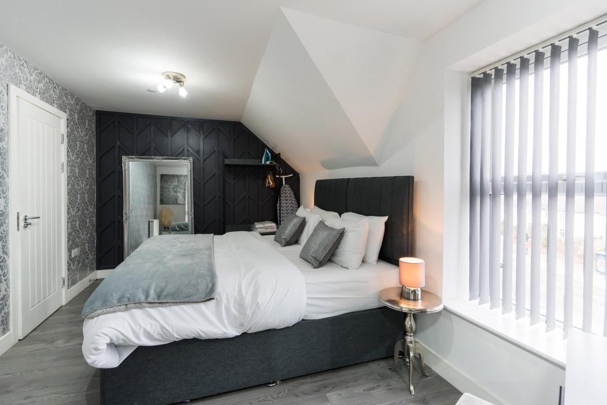 Nottage House Premier Apartments Кардіфф Номер фото