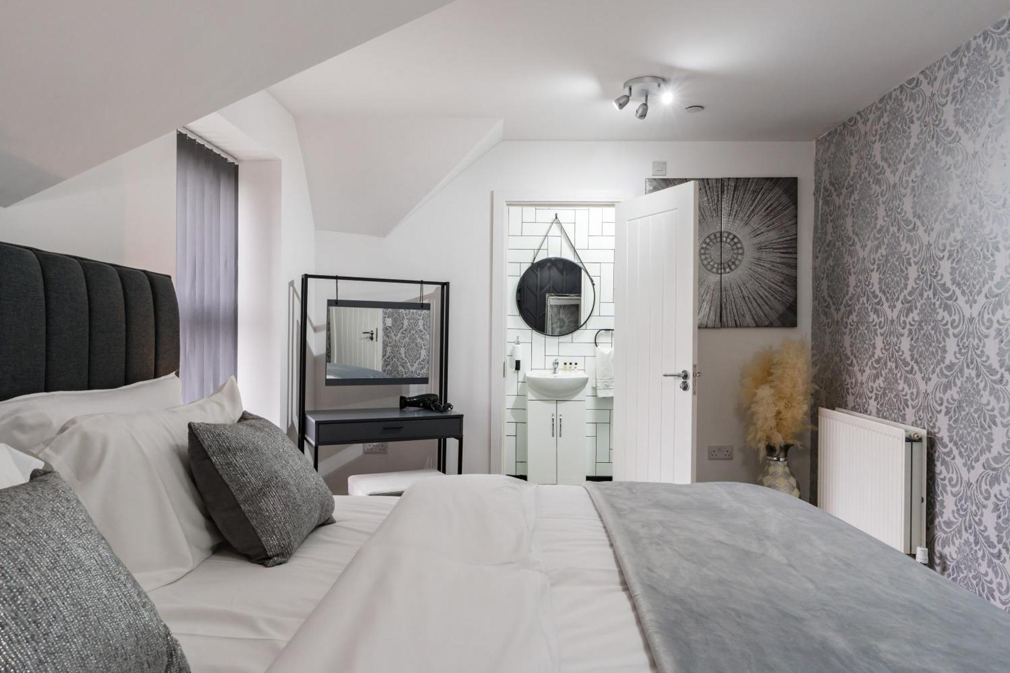 Nottage House Premier Apartments Кардіфф Екстер'єр фото