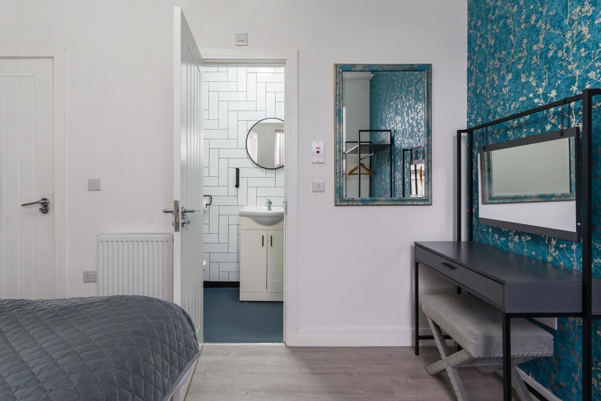 Nottage House Premier Apartments Кардіфф Номер фото