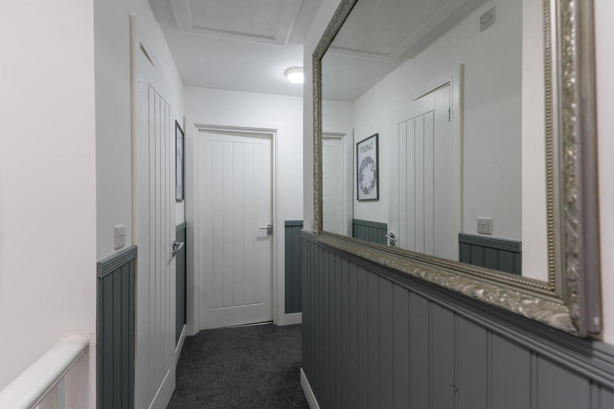Nottage House Premier Apartments Кардіфф Номер фото