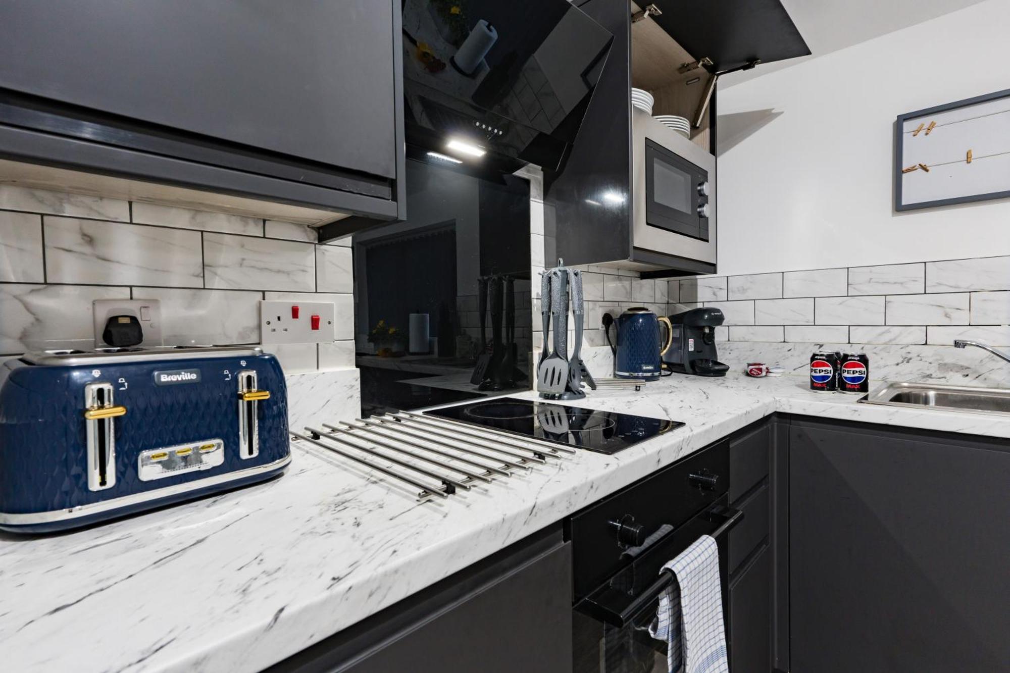 Nottage House Premier Apartments Кардіфф Номер фото
